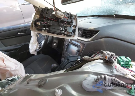 2017 Chevrolet Traverse 1Lt из США, поврежденный, VIN 1GNKRGKD0HJ302151